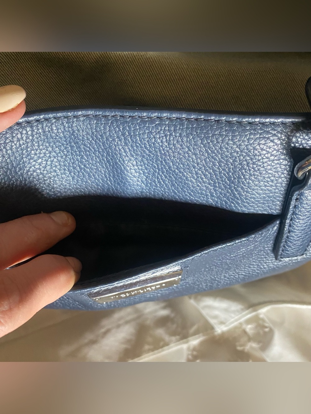 TIGNANELLO  Dark Blue Pebbled Leather Structured Tote with a Removable Bag - Picture 7 of 15